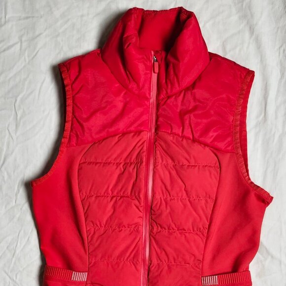 Lululemon Vest Women’s Goose Down Pockets Down For It All Color Red Size 4 - Picture 1 of 16